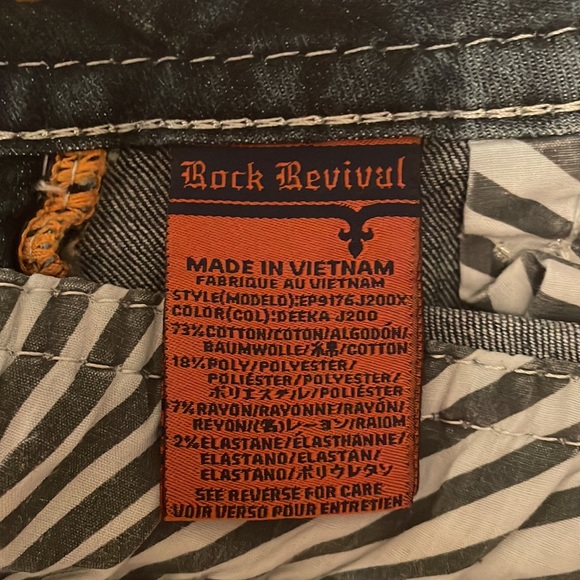 Like new Rock Revival Deeka Straight leg jeans Sz 28 Inseam 33” excellent! - Picture 6 of 7